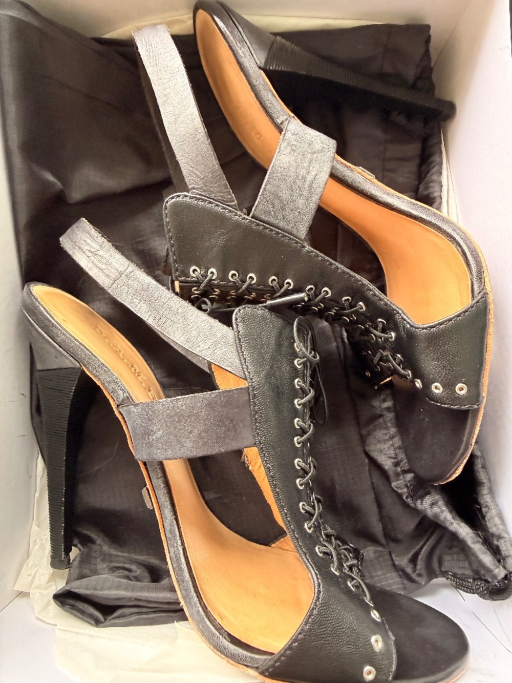 L.A.M.B. Darek Heels by Gwen Stefani Leather Heels – Size 8.5 – Like New